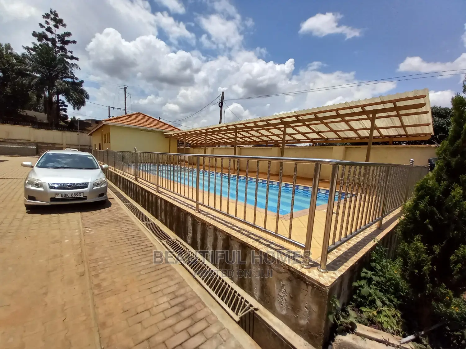 Furnished 2bdrm Condo in Bukoto, Central Division for Sale