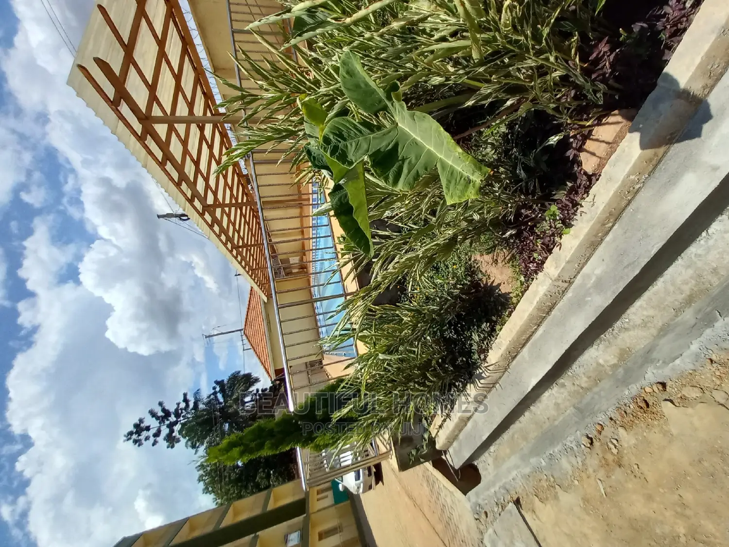 Furnished 2bdrm Condo in Bukoto, Central Division for Sale