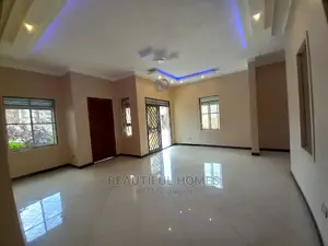 Furnished 4bdrm House in Tarmacked, Kira for Sale