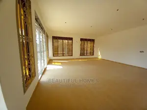 Furnished 6bdrm Mansion in Munyonyo, Makindye for Sale