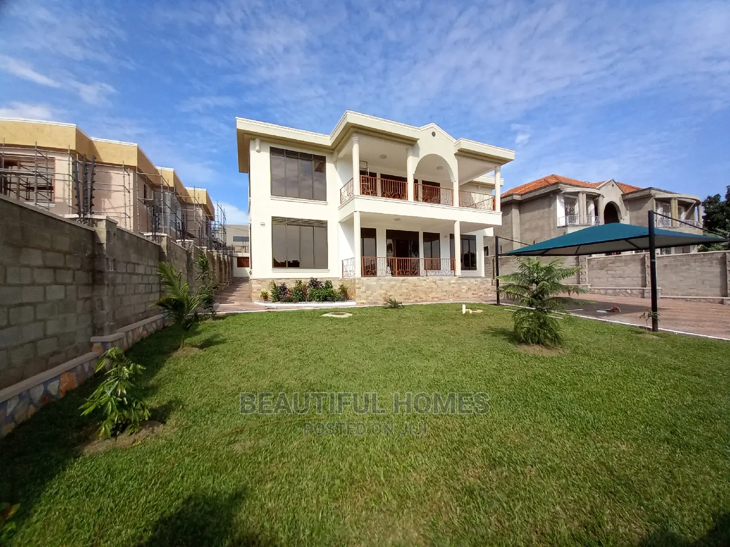 Furnished 6bdrm Mansion in Munyonyo, Makindye for Sale