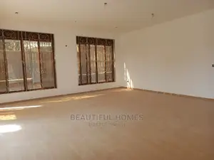 Furnished 6bdrm Mansion in Munyonyo, Makindye for Sale