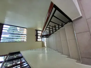 Furnished 5bdrm Mansion in Munyonyo Lake View, Makindye for Sale