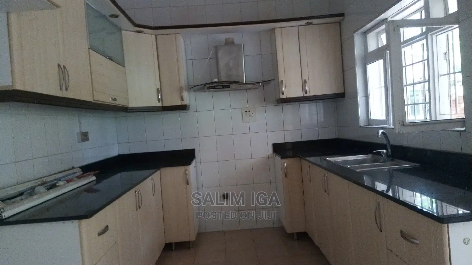 4bdrm Bungalow in Kololo Property, Central Division for Rent