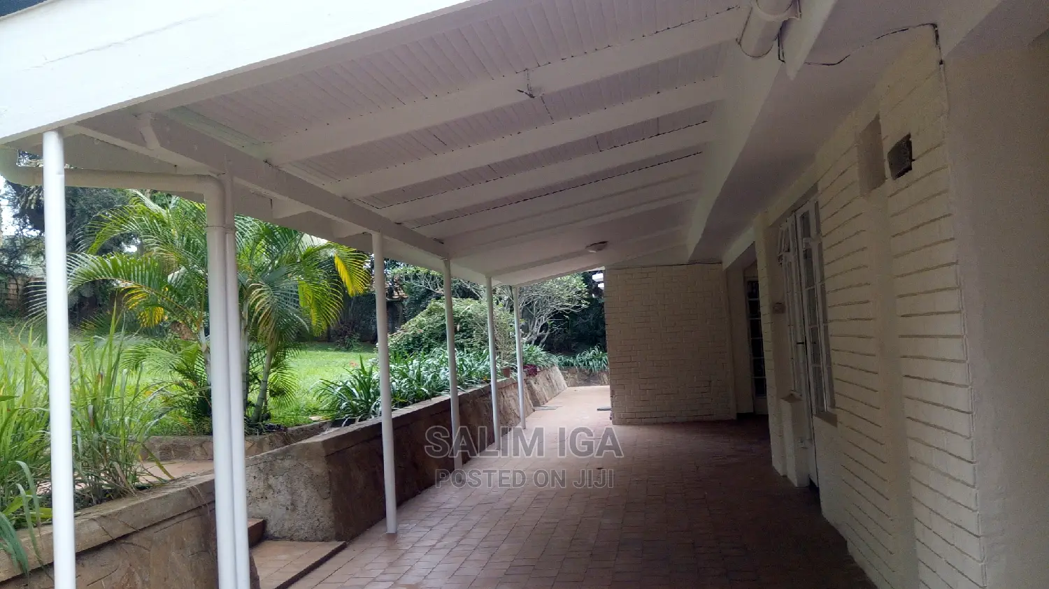 4bdrm Bungalow in Kololo Property, Central Division for Rent