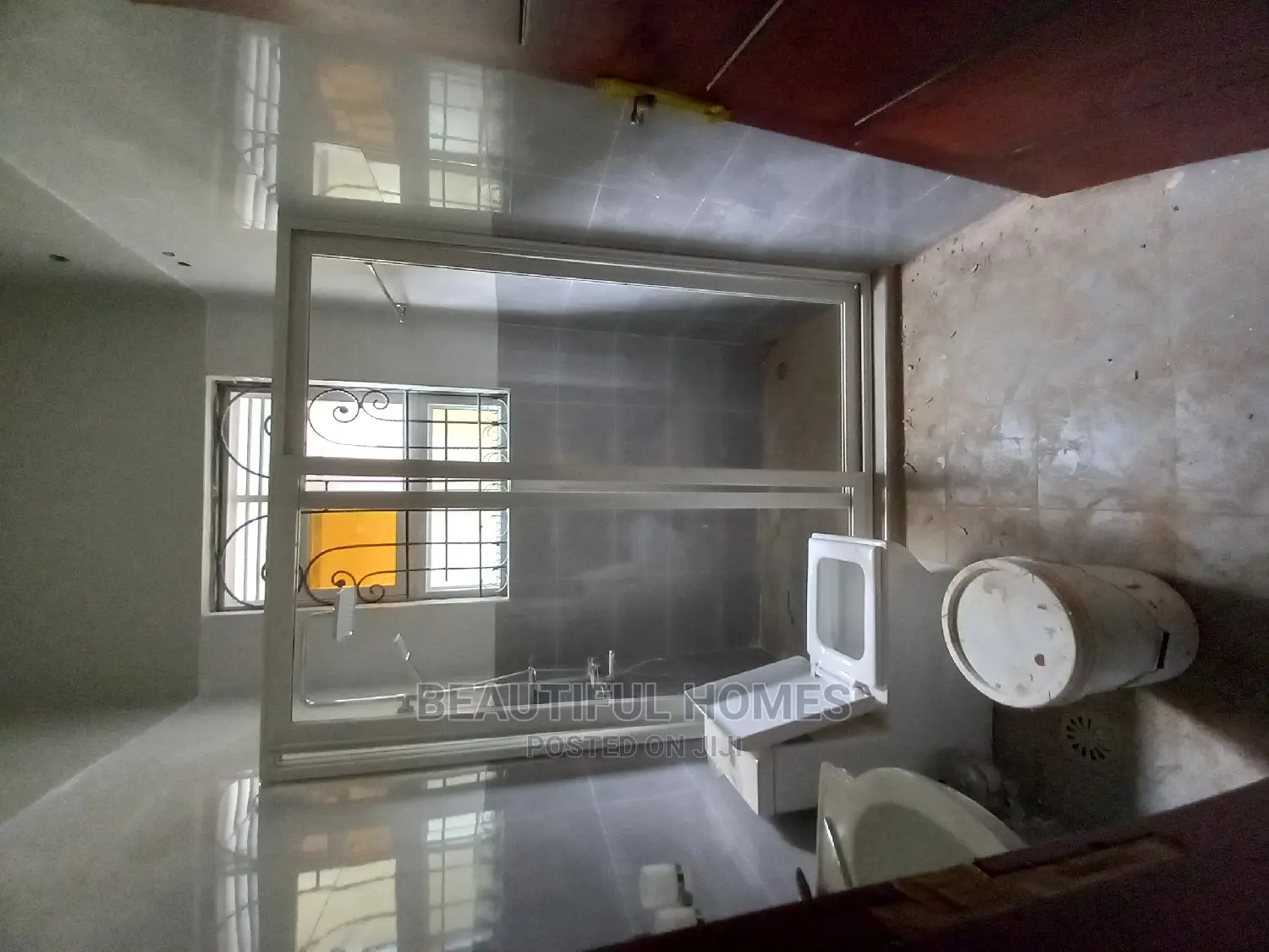 Furnished 4bdrm Duplex in Corporate Class, Kira for Sale