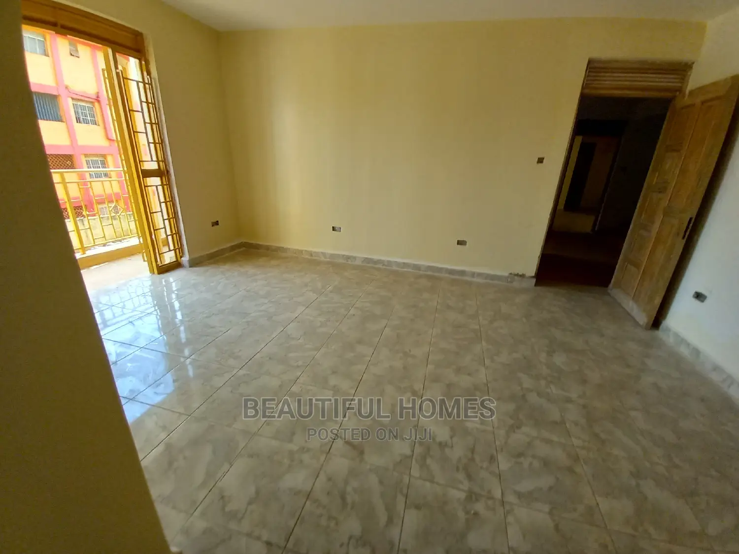 Furnished 2bdrm Condo in Bukoto, Central Division for Sale