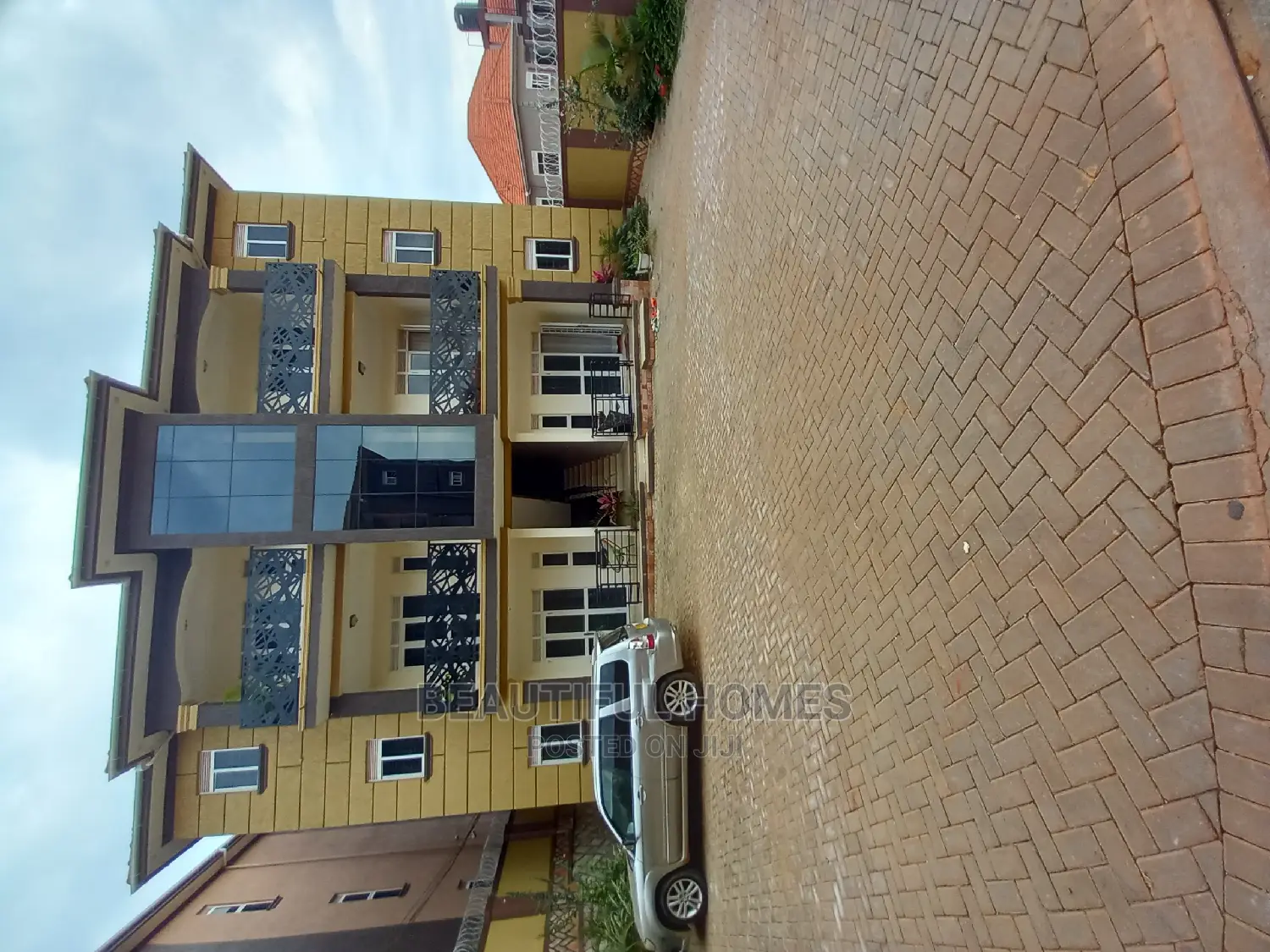 Furnished 2bdrm Apartment in Kisaasi, Nakawa for Sale