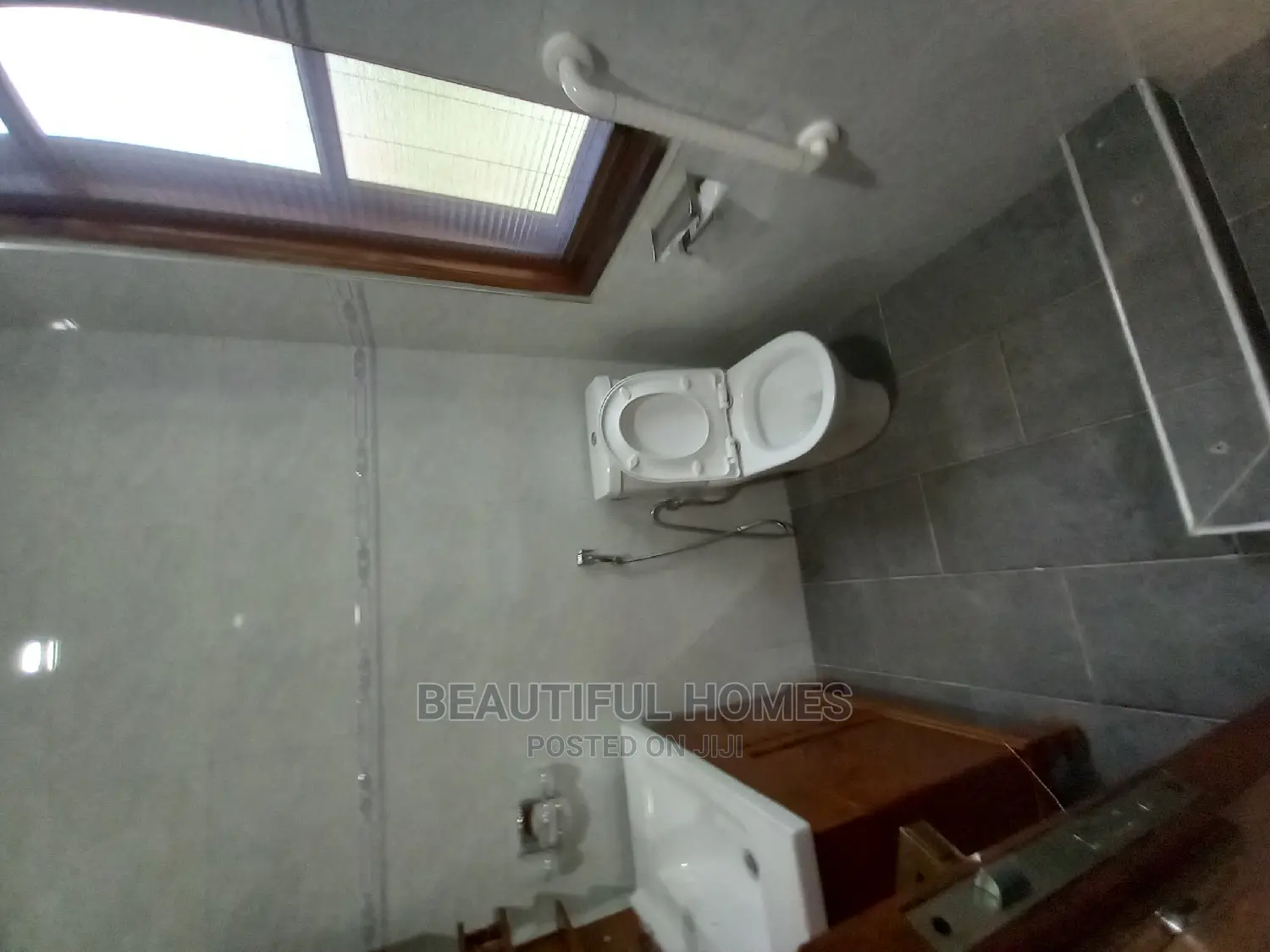 Furnished 2bdrm Apartment in Kisaasi, Nakawa for Sale