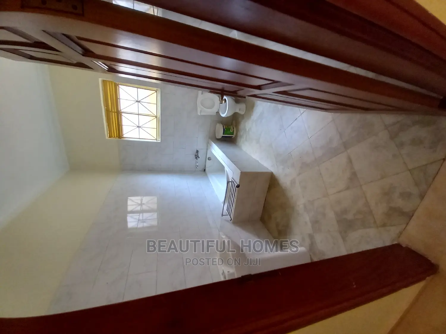 Furnished 4bdrm House in Kira Posh for Sale
