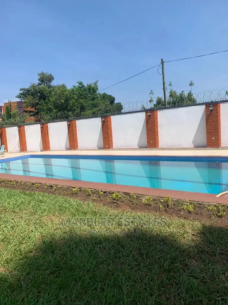10bdrm Mansion in Muyenga, Central Division for Rent