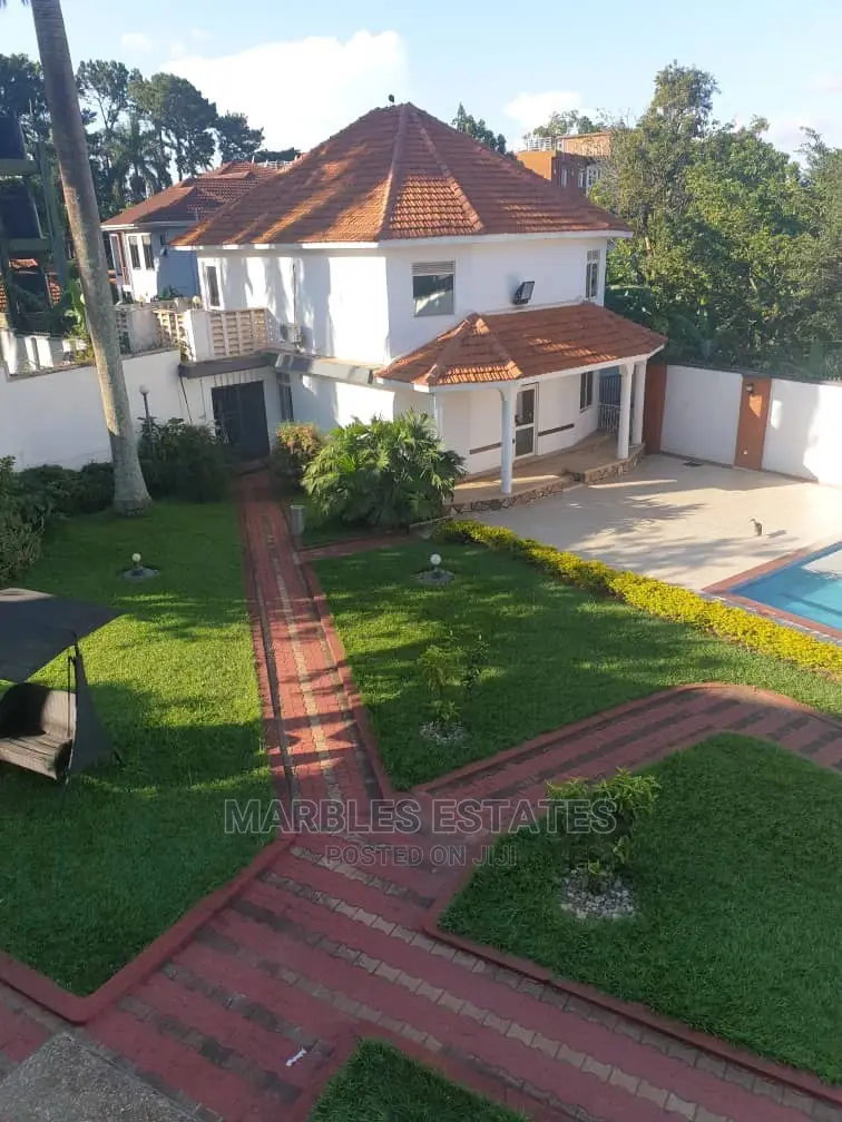 10bdrm Mansion in Muyenga, Central Division for Rent