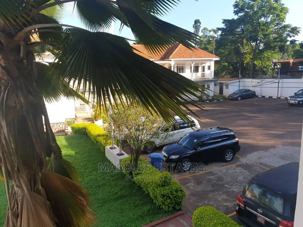 10bdrm Mansion in Muyenga, Central Division for Rent