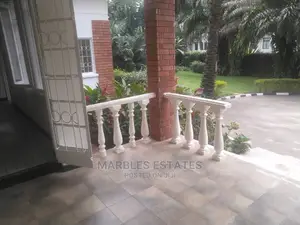 4bdrm Bungalow in Kololo, Central Division for Rent