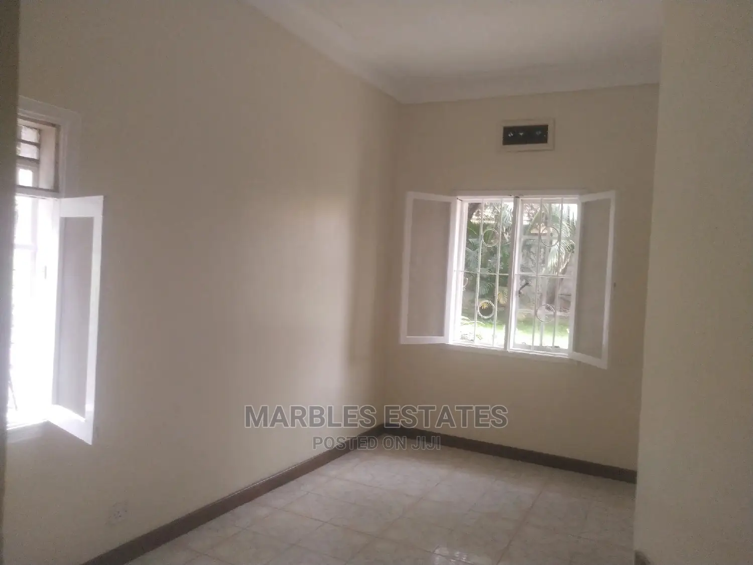 4bdrm Bungalow in Kololo, Central Division for Rent