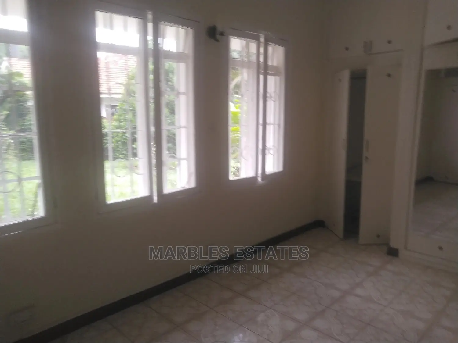 4bdrm Bungalow in Kololo, Central Division for Rent