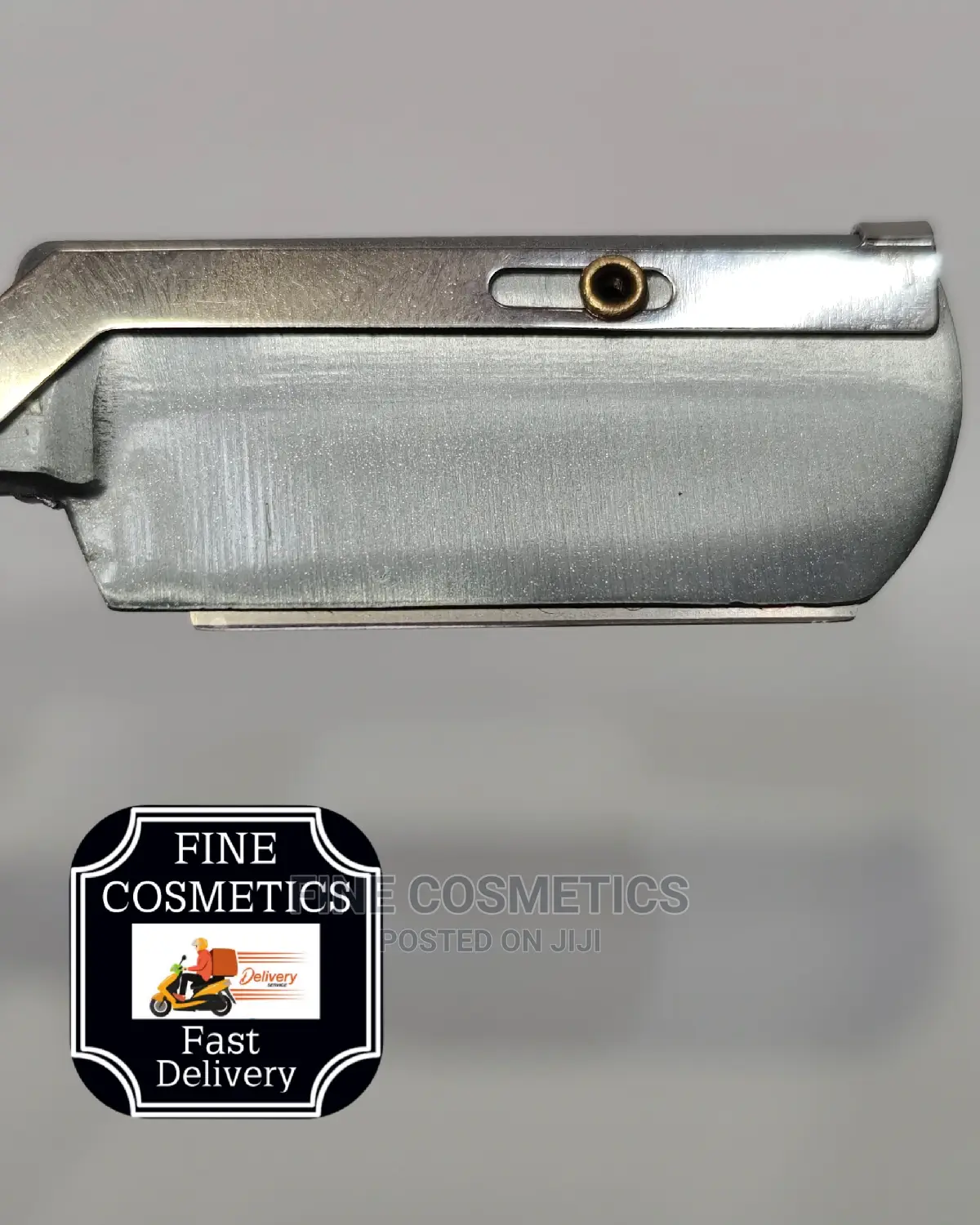 New Supreme Straight Shaving Razor For Home And Salon Use