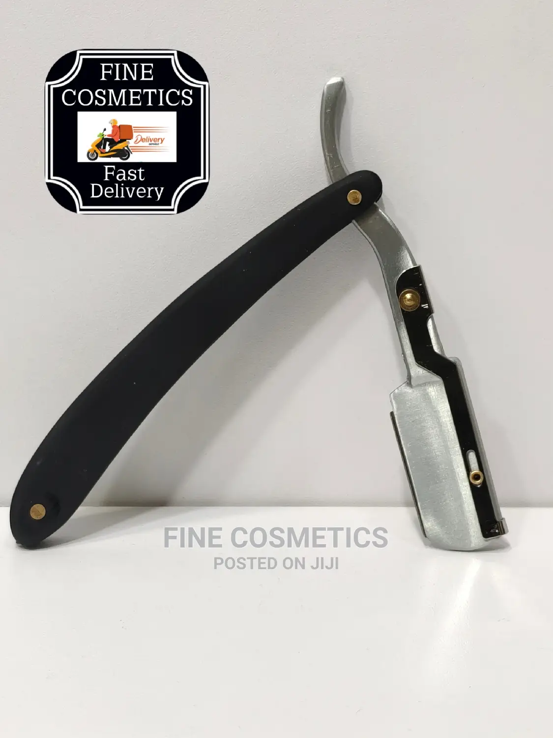 New Supreme Straight Shaving Razor For Home And Salon Use