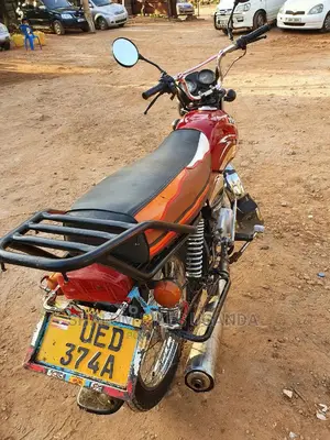 TVS Apache 180 RTR 2015 Red