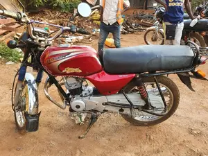 Bajaj Stroke 2020 Red
