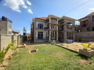 Furnished 7bdrm Mansion in Kira Lake View for Sale