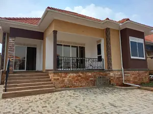 Furnished 4bdrm House in Kira All Tarmack for Sale