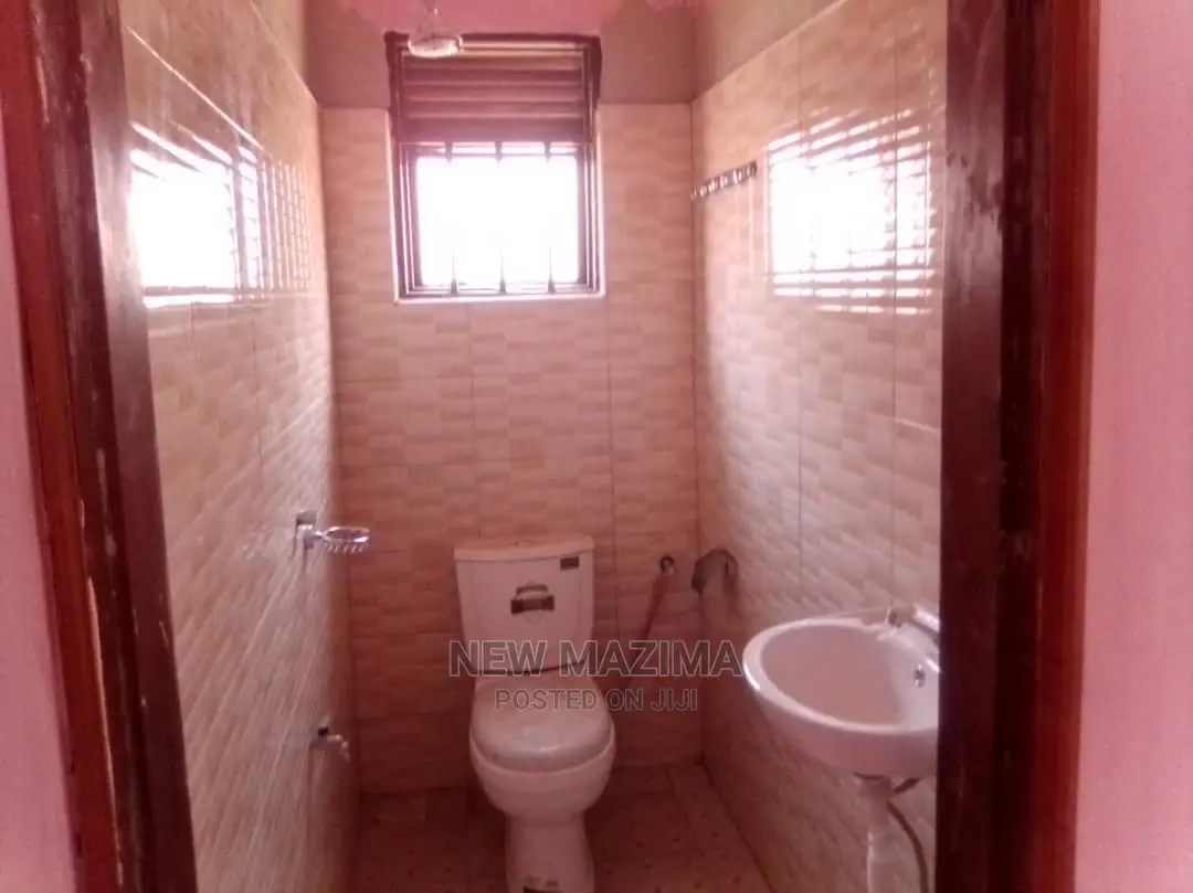 1bdrm House in Najjanankumbi Along, Makindye for Rent