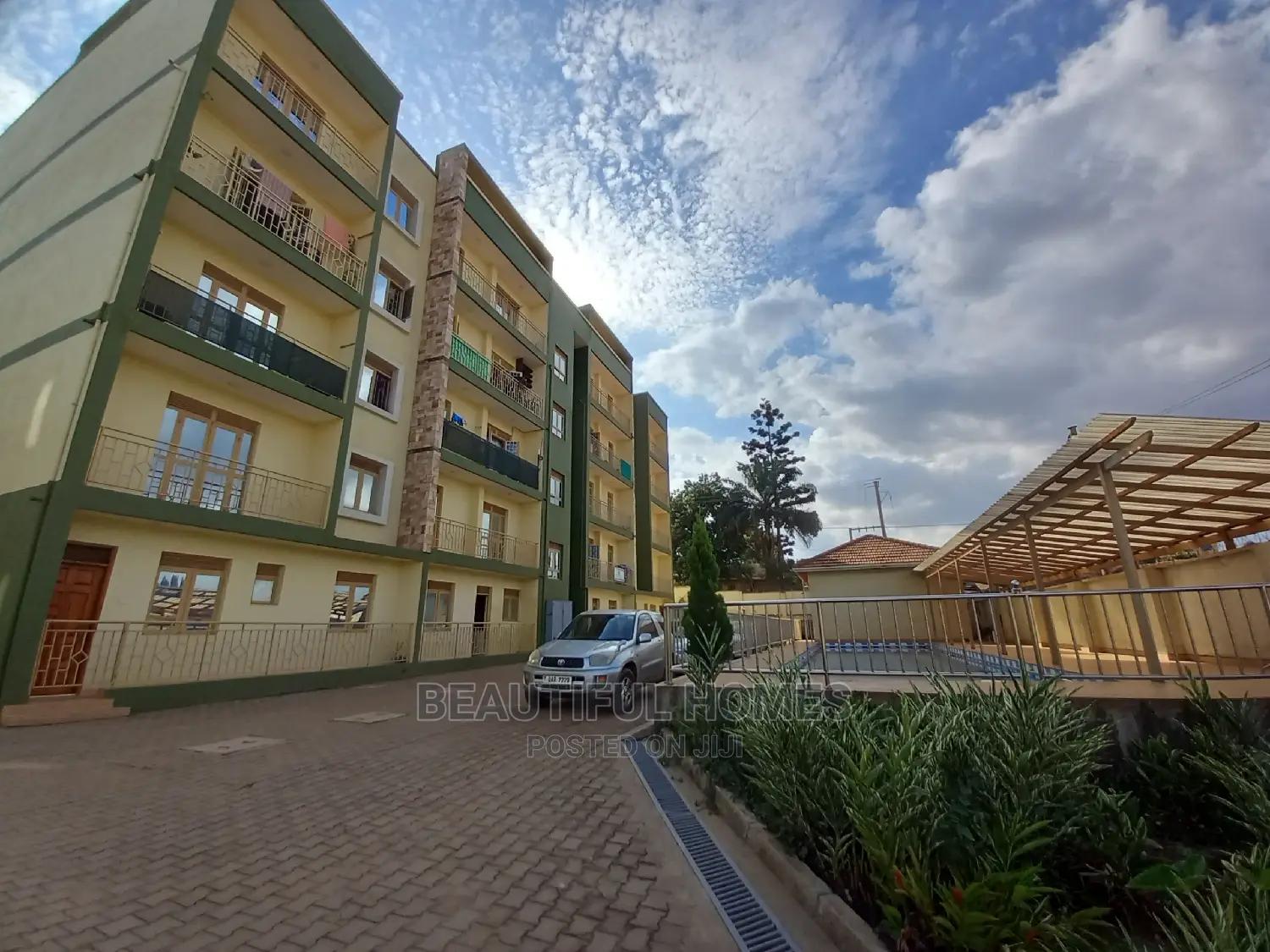 Furnished 2bdrm Condo in Bukoto, Central Division for Sale