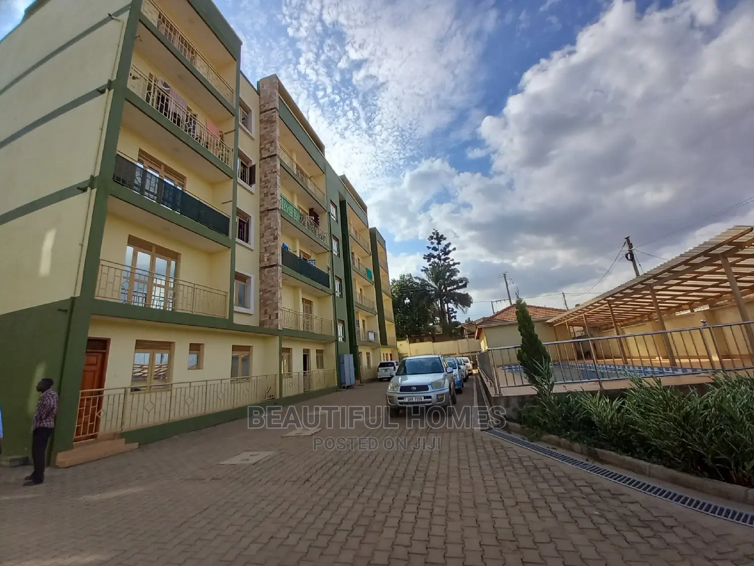 Furnished 2bdrm Condo in Bukoto, Central Division for Sale