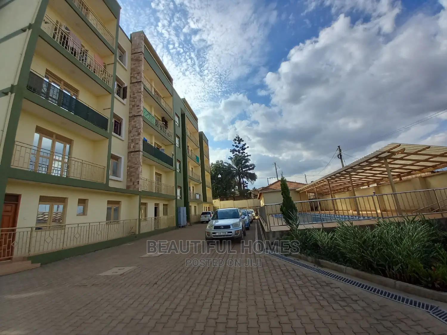 Furnished 2bdrm Condo in Bukoto, Central Division for Sale