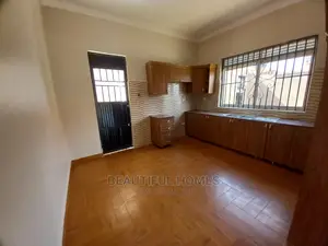 Furnished 4bdrm Bungalow in Tarmacked, Kira for Sale