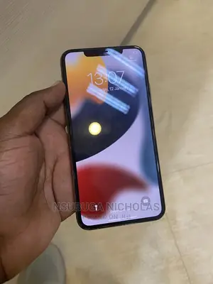 Apple iPhone 11 Pro Max 64 GB Gold