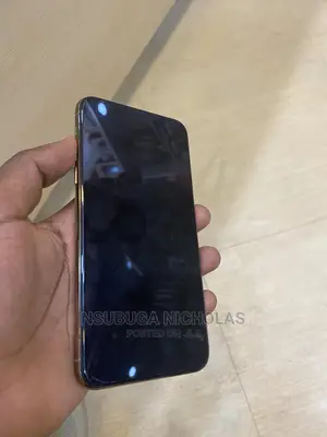 Apple iPhone 11 Pro Max 64 GB Gold