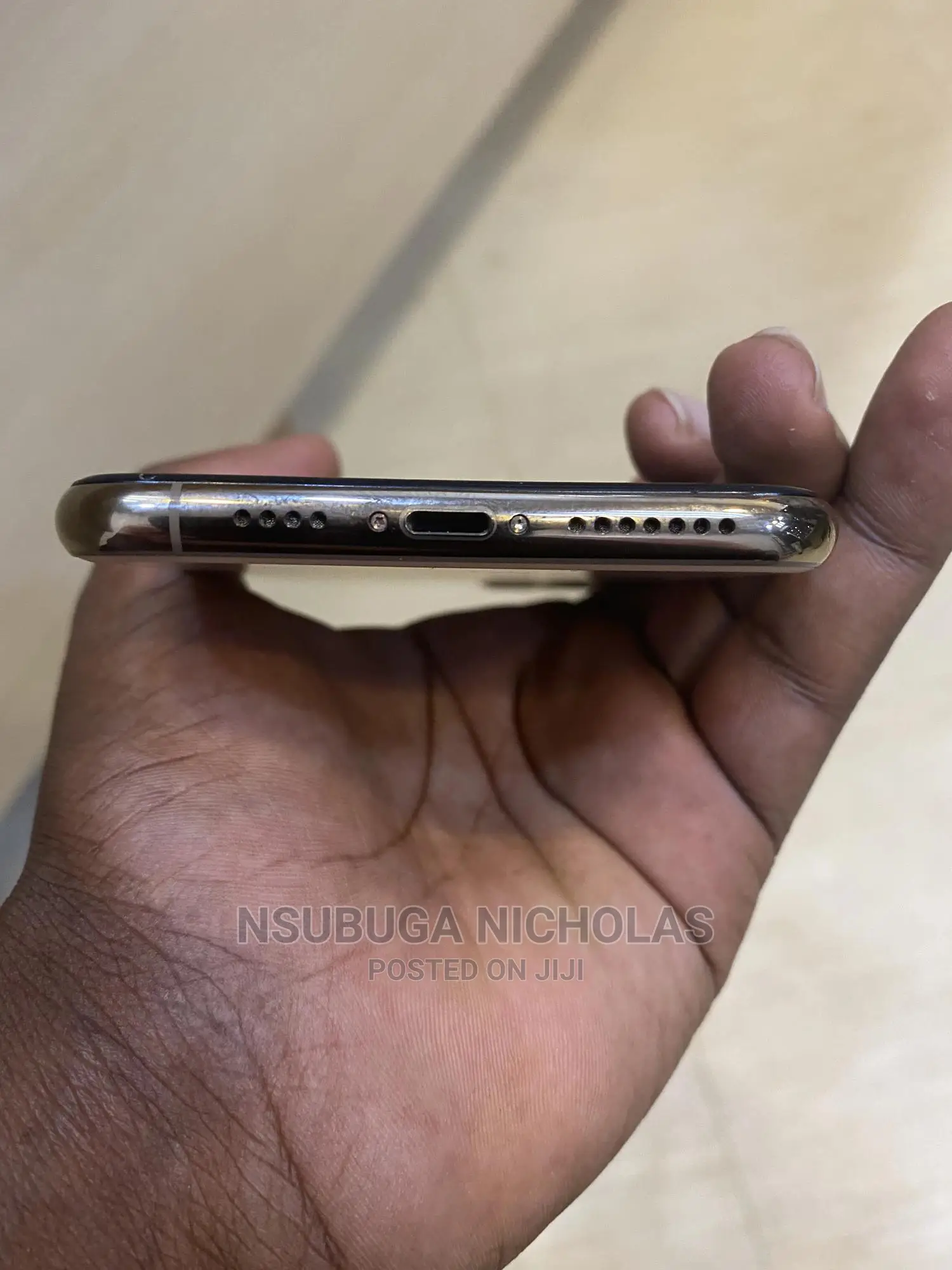 Apple iPhone 11 Pro Max 64 GB Gold
