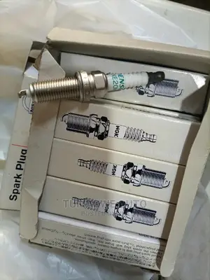 Photo - Toyota Premio Car Spark Plugs Original