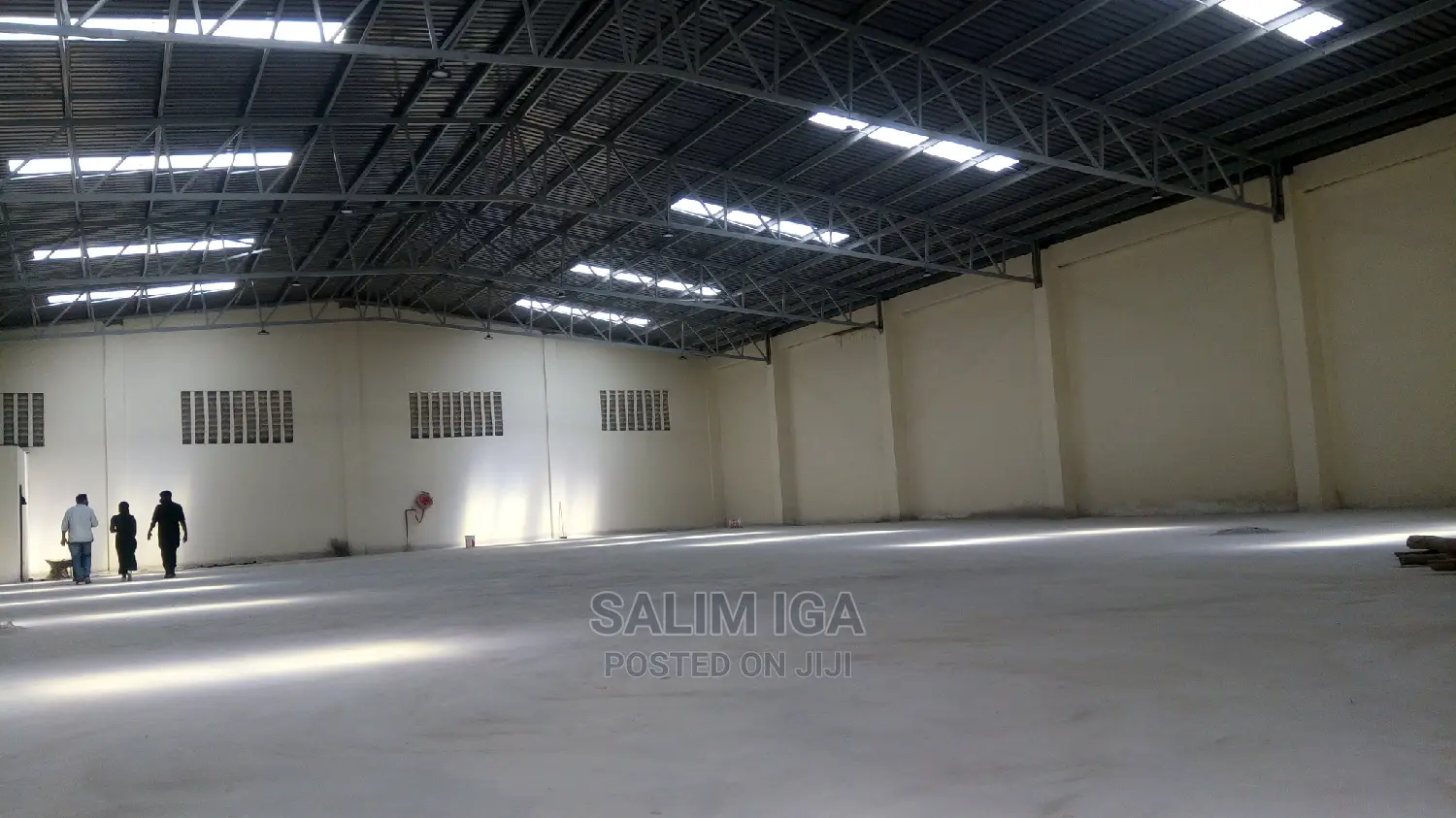 Warehouse on Market