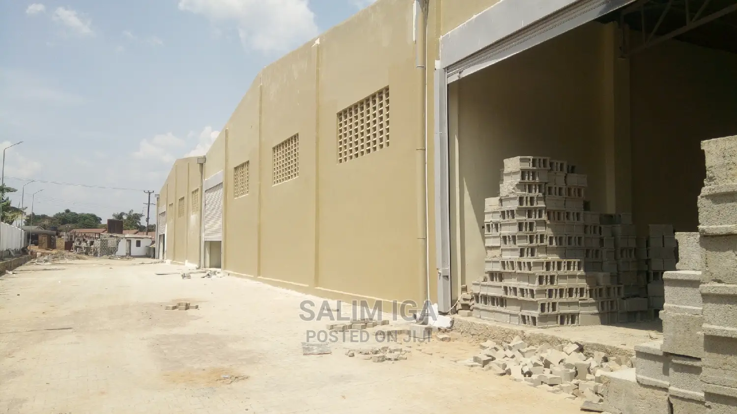 Warehouse on Market