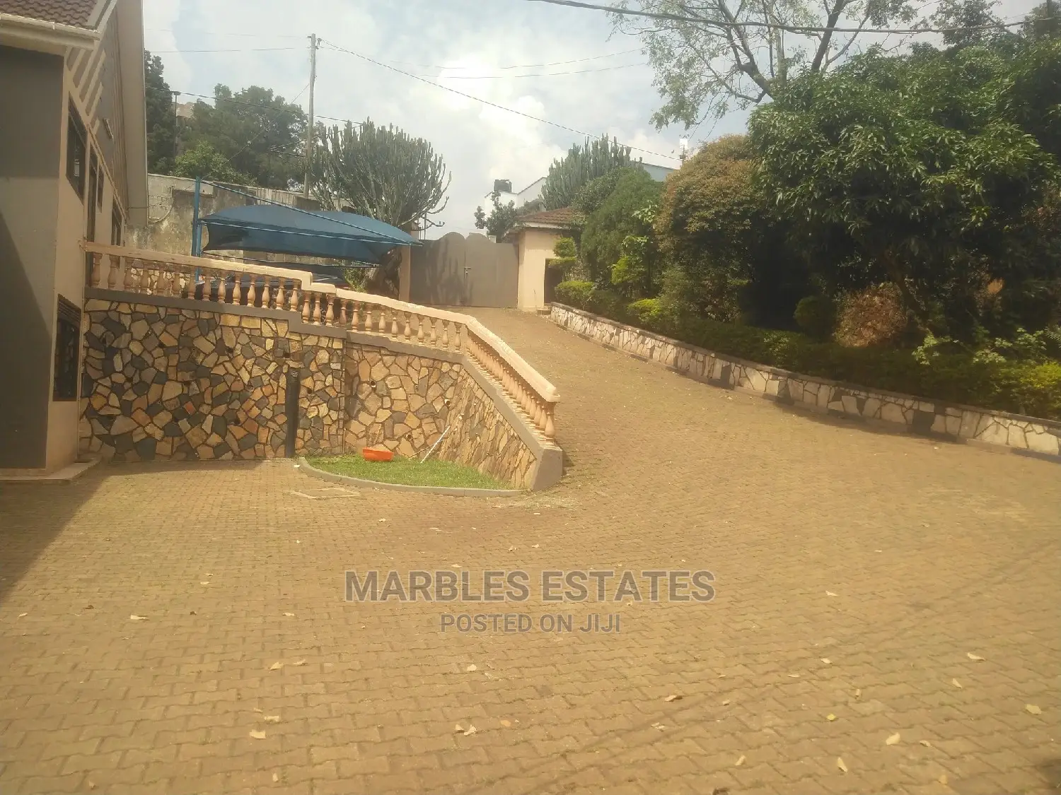 6bdrm Bungalow in Naguru, Central Division for Rent