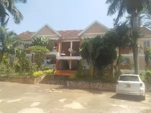 10bdrm House in Naguru, Central Division for Rent