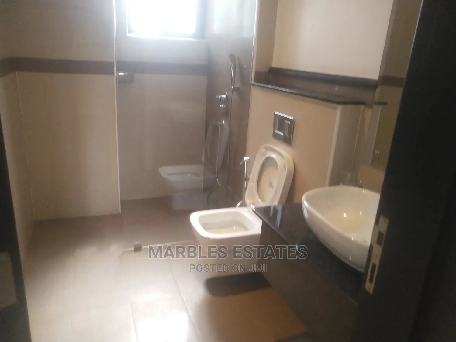 Furnished 4bdrm Apartment in Kololo, Central Division for rent