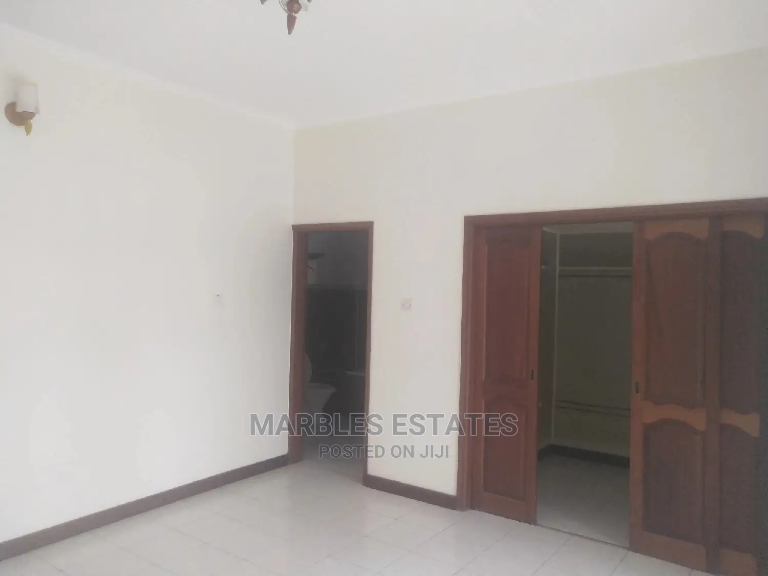 4bdrm Apartment in Kololo, Central Division for Rent