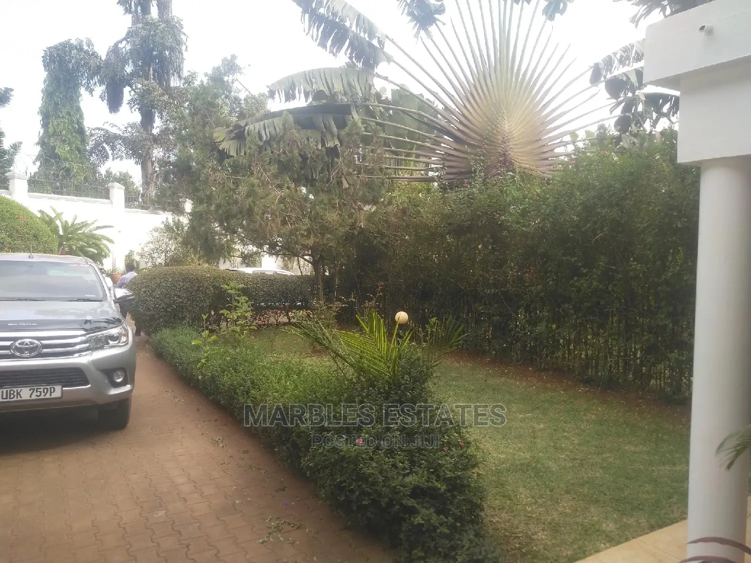 4bdrm Apartment in Kololo, Central Division for Rent