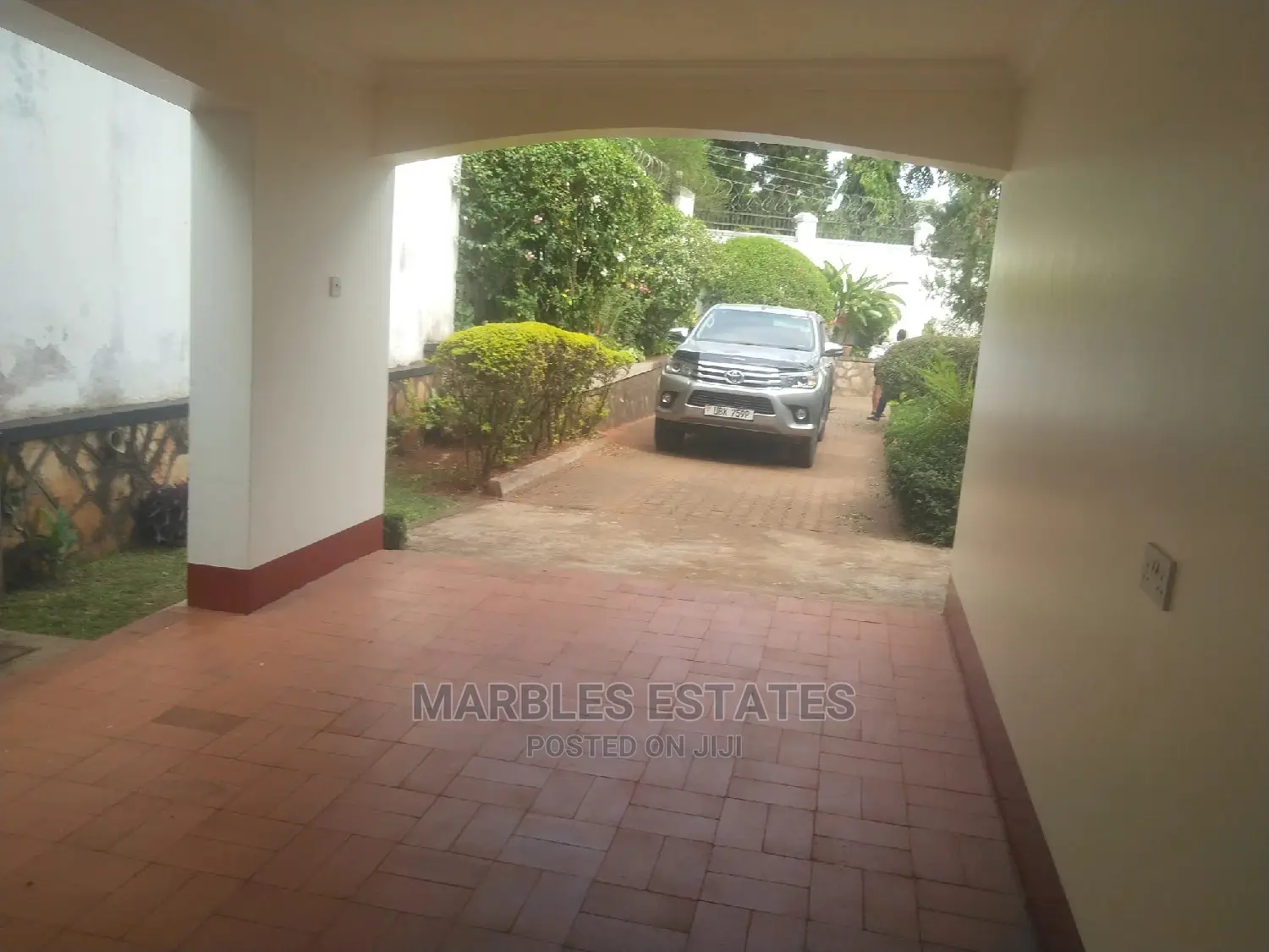4bdrm Apartment in Kololo, Central Division for Rent