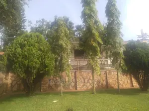 4bdrm Bungalow in Mbuya, Central Division for Rent
