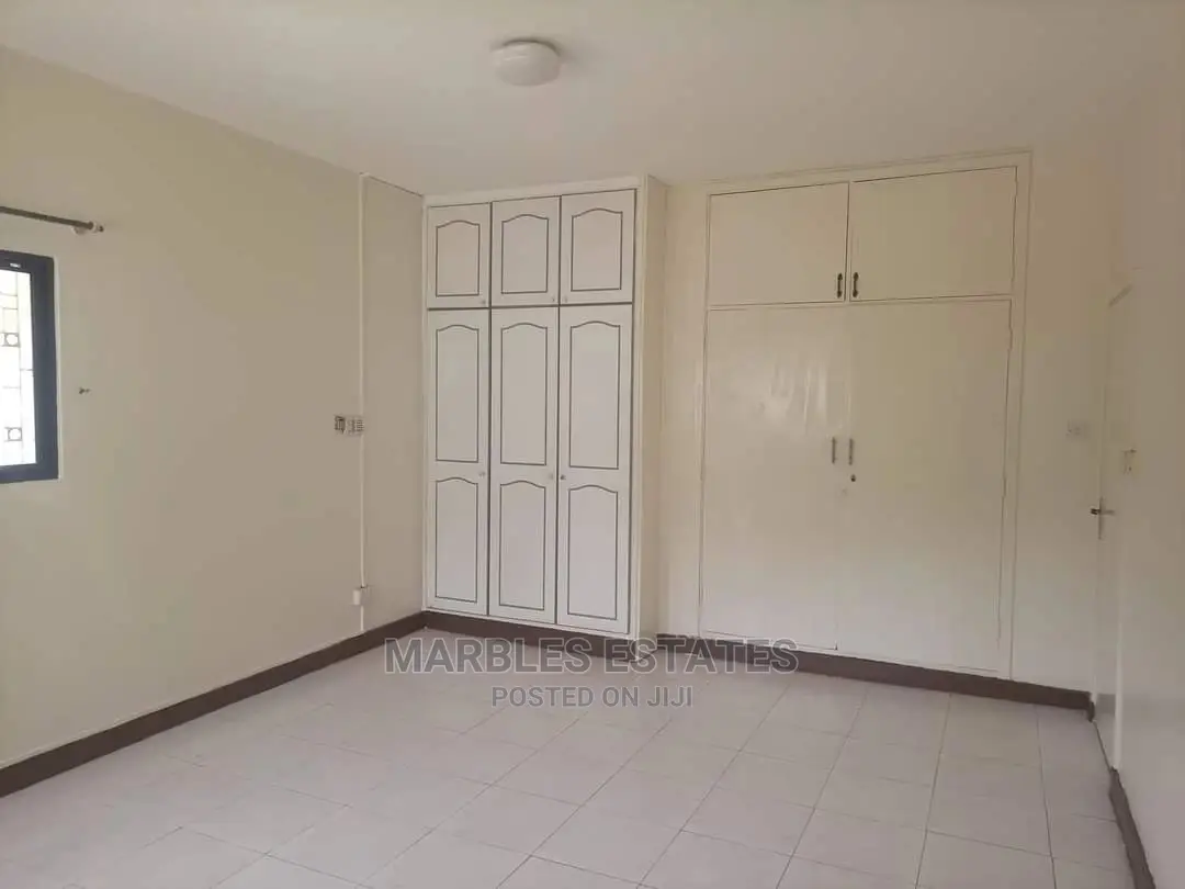 5bdrm Bungalow in Bugolobi, Central Division for Rent