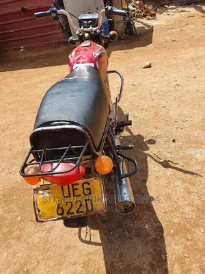 Bajaj Stroke 2017 Orange