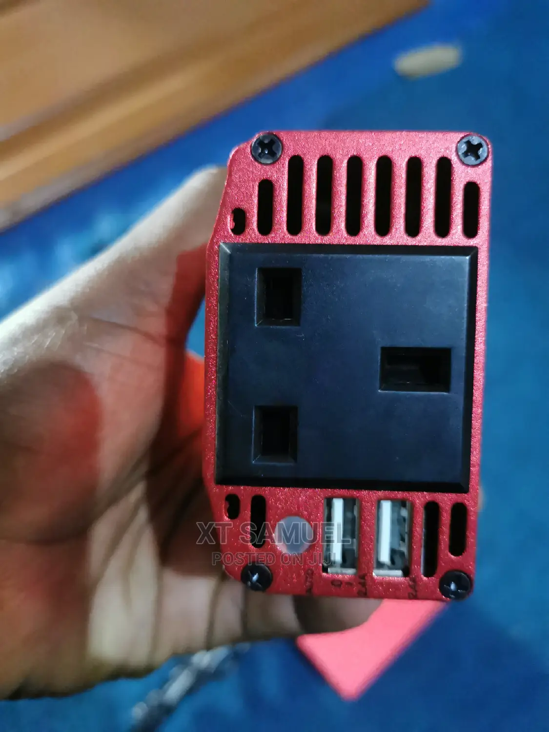 Bestek Car Inverter,Use Household 240v Appliances in Car