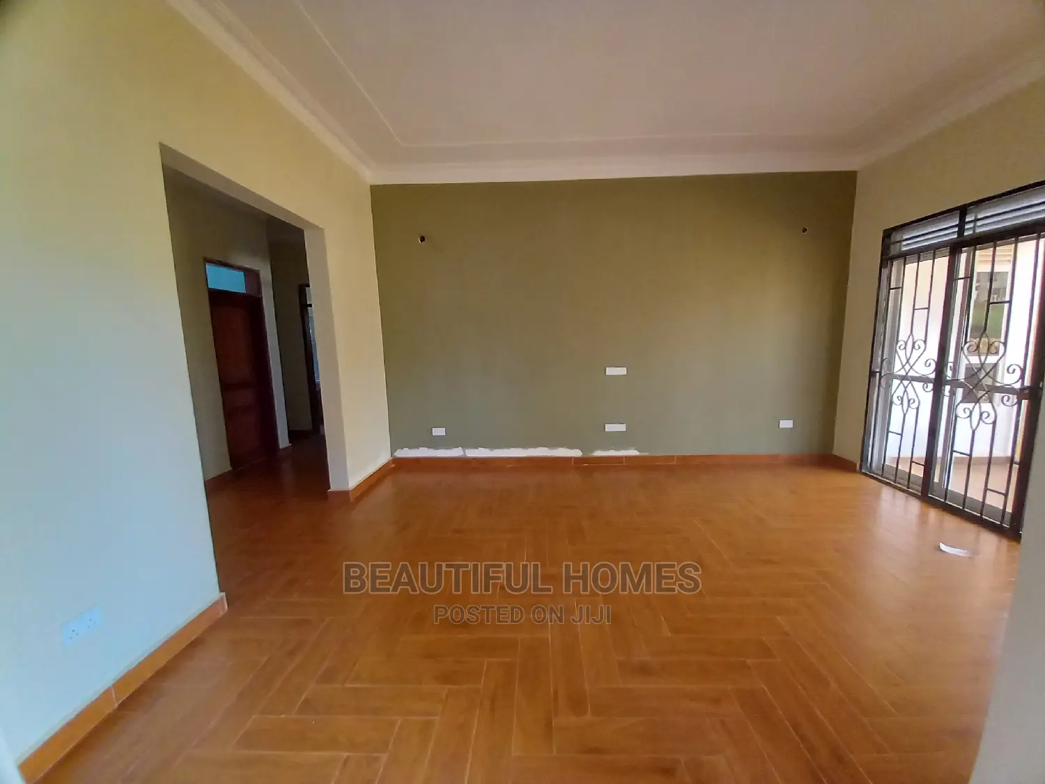 Furnished 4bdrm Bungalow in All Tarmack, Kira for Sale
