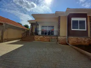 Furnished 4bdrm House in Kira for Sale
