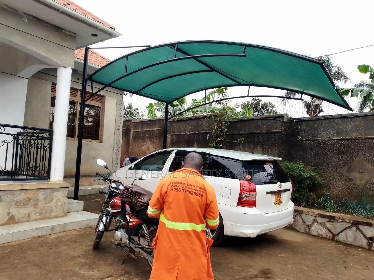 Single Car Shade 100% Water and Sun Proof